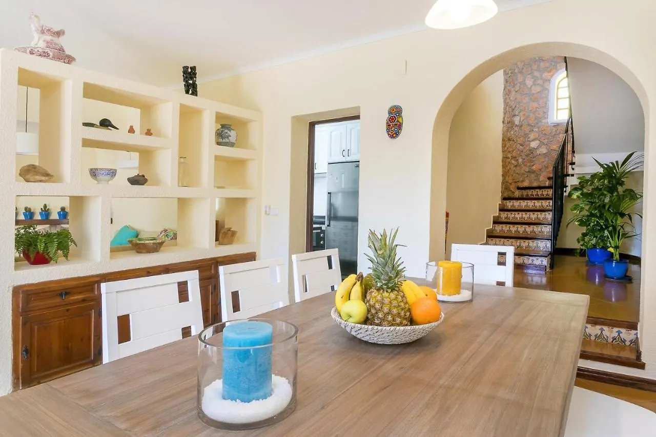 Can Ben Parit San Antonio  Villa